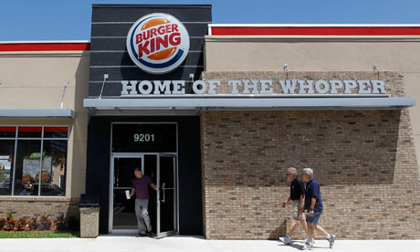 Τα Burger King βάζουν φραπέ στο μενού τους ενώ αποσύρουν διαφήμιση με τη Μέρι Τζέι Μπλάιτζ