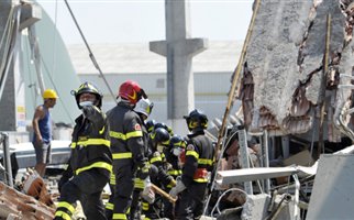 Ιταλία: Μέτρα για την στήριξη των σεισμοπαθών - Πανιταλικό πένθος στις 4 Ιουνίου