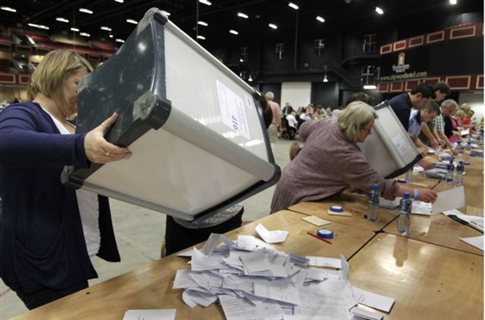 Eγκρίθηκε από τους Ιρλανδούς το Δημοσιονομικό Σύμφωνο με 60,3%