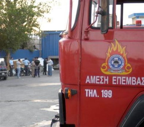 Γκαζάκια σε γραφεία της ΝΔ, του ΠΑΣΟΚ και αντιπροσωπείες αυτοκινήτων στην Αθήνα