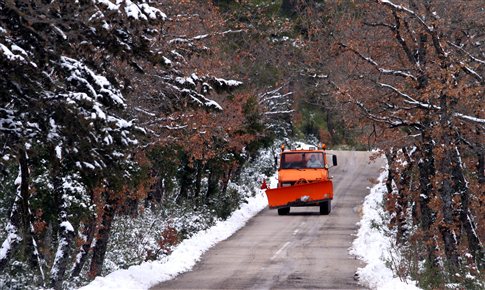 Στην «κατάψυξη» μπαίνει η χώρα με χιόνια και τσουχτερό κρύο