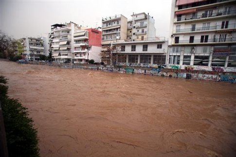 Η βροχή της Παρασκευής στην Αττική έφτανε για δύο μήνες