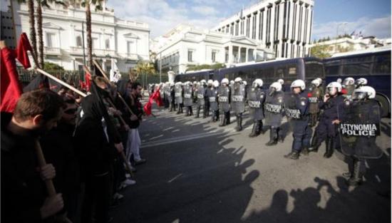 Ενταση στο εκπαιδευτικό συλλαλητήριο