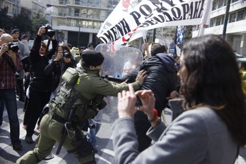 Μικροένταση και μία προσαγωγή στην πλατεία Συντάγματος