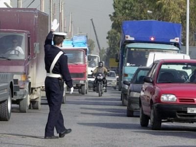 Προσωρινή διακοπή της κυκλοφορίας στην Εθνική Οδό Αθηνών - Κορίνθου στο ύψος της Χαλυβουργίας